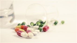 林氏璧指出，有讀者在網路平台購買知名感冒藥，卻發現包裝與過去有明顯不同之處，進一步查證才發現是買到仿冒藥品；示意圖。（Pixabay／Image by Ewa Urban）