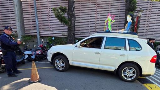 佛祖車無人暴衝已夠毛！駕駛喊冤這樣說