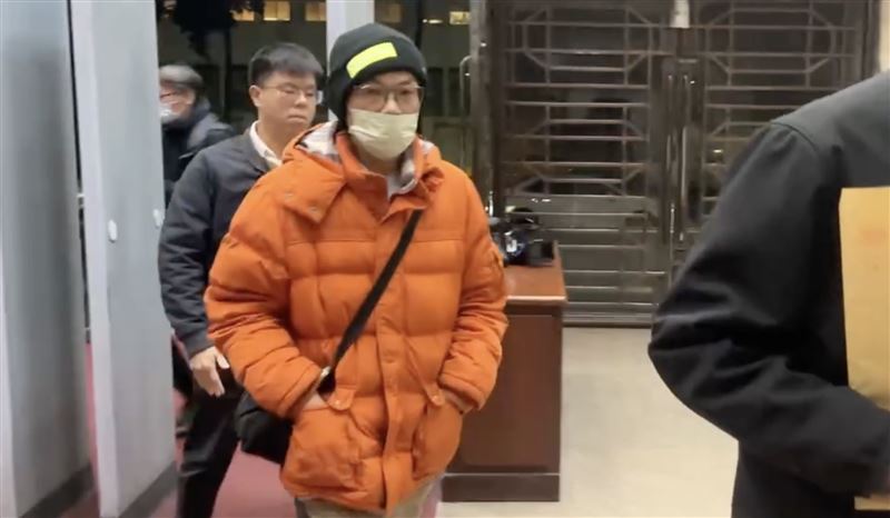 替太子集團處理境外紙上公司，藉此透過OBU管道洗錢入台的匯致國際負責人盧冠安，被以80萬元交保。（圖／翻攝畫面）