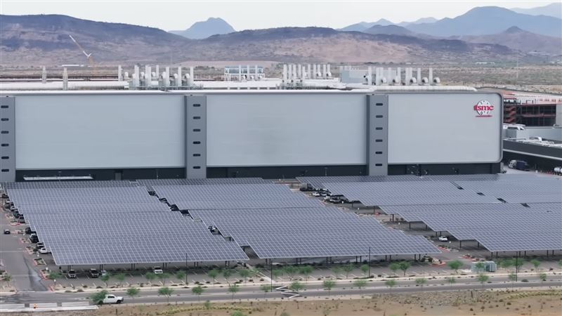 台積電法說會公開了全球布局，因為客戶需求加大美國投資，同時先進製程（2奈米）在台灣新竹、高雄廠展開。（圖／翻攝自台積電官方YT）