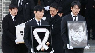 安聖基長子公開生前手寫信　1句話全爆哭