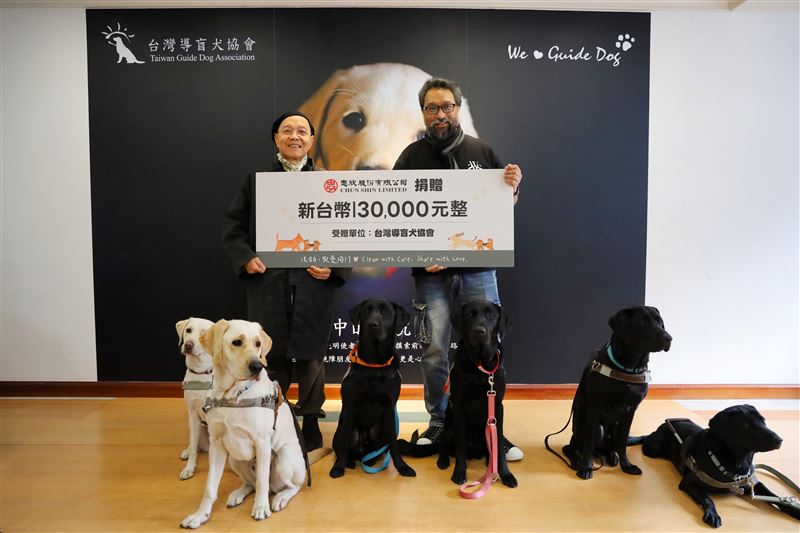 法國百年馬賽皂品牌法鉑與台灣導盲犬協會的合作，已持續超過八年。（圖／忠欣提供）