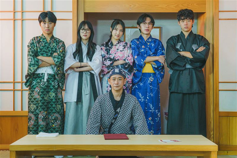 現場氣氛在香味與心機之間來回拉扯。（圖／小公視提供）