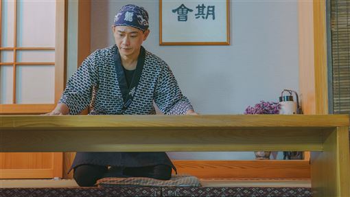 女廁驚見大量血跡　男星現身揭她懷孕內幕