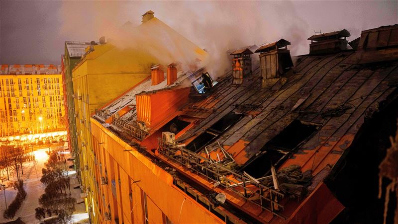 ս���ٶ�����  ���ɶ��ÿɴ��غ˵�ͷ����Ϯ��