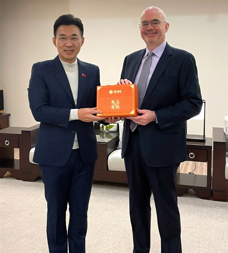 美國在台協會處長谷立言與立法院院長韓國瑜及副院長江啟臣會面。（圖／翻攝自美國在台協會 AIT）