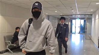 宋仲基隔9年來台　二婚升格兩寶爸模樣曝