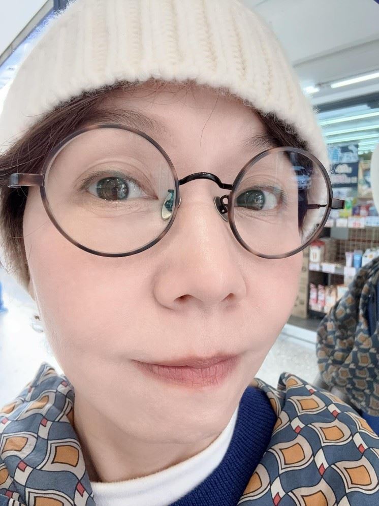 于子育曝眼睛現況。（圖／翻攝自臉書）