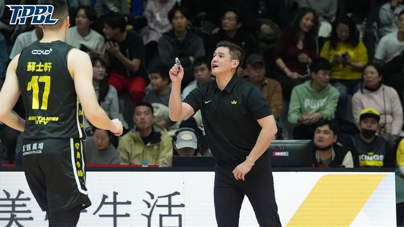 洪志善痛批中壢國民運動中心比賽環境。(圖/TPBL提供)