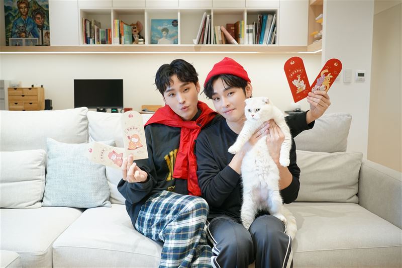 去年節目以「跨國共演 WE ARE DIVAS」為主題，集結中國娃娃、灣島皇后、美蘇拉家族、林美秀，以及展榮展瑞等多組藝人輪番登台。（圖／財團法人流浪動物之家基金會提供）