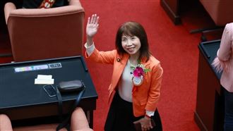 批漠視代孕爭議！他嗆陳昭姿：素養不足