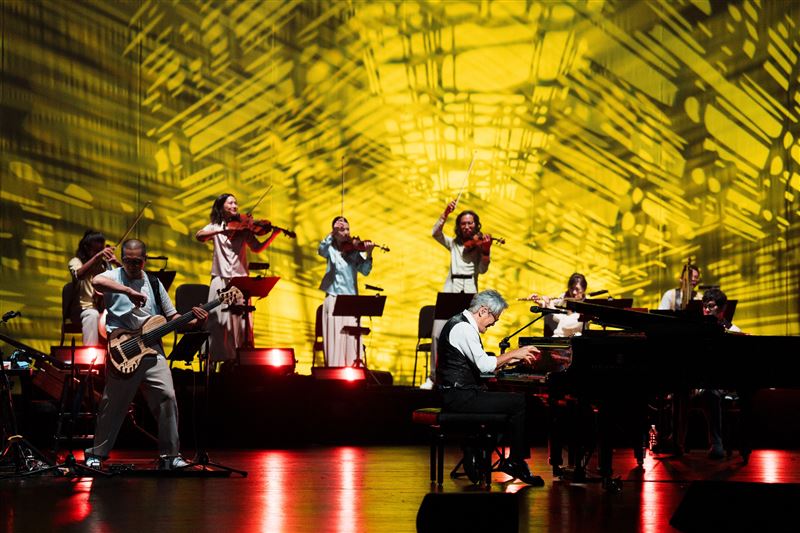 羅大佑舉辦跨界演唱會。（圖／大右音樂 提供）