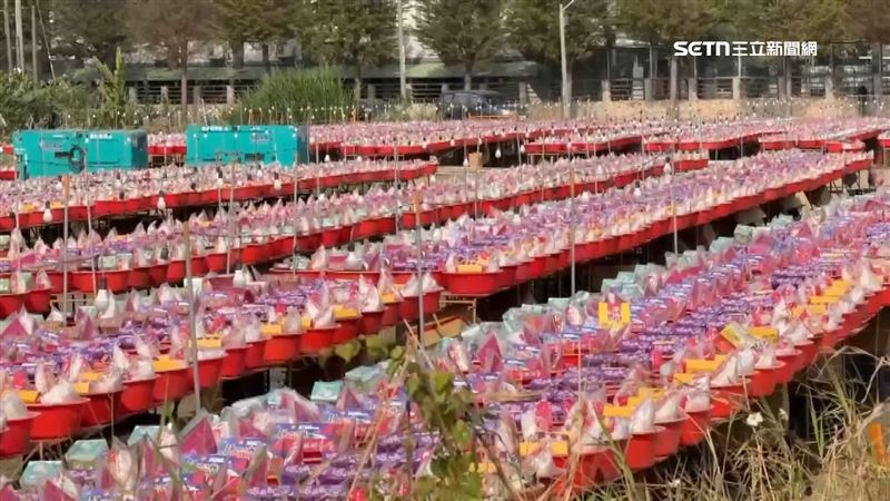 台南大灣國聖宮廟會9日晚間清醮大典，廟方活動到晚間10點都還沒結束