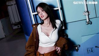 獨／阿諾隆乳罩杯大升級！邀姐妹目睹驗貨