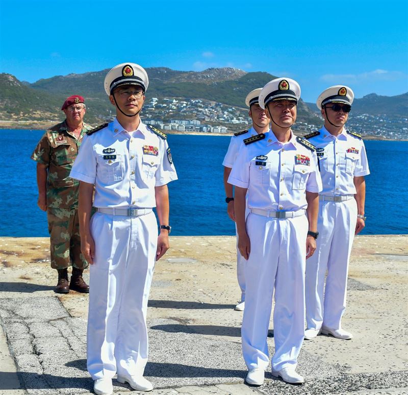 中俄伊朗金磚國家南非海上聯合軍演，專家稱警訊。（圖／翻攝自X平台 @ZANewsFlash）