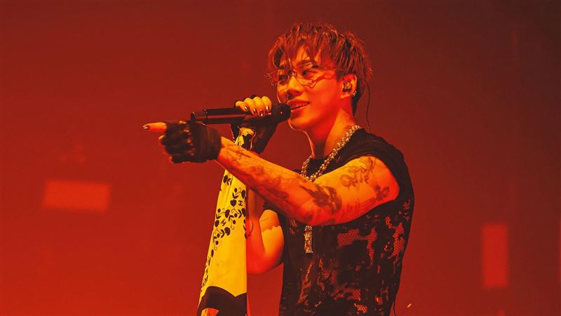 &Oslash;ZI在北流開唱。（圖／奧曼音樂有限公司）