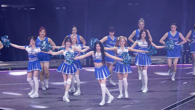 大巨蛋驚見超狂啦啦隊　一看竟是張員瑛