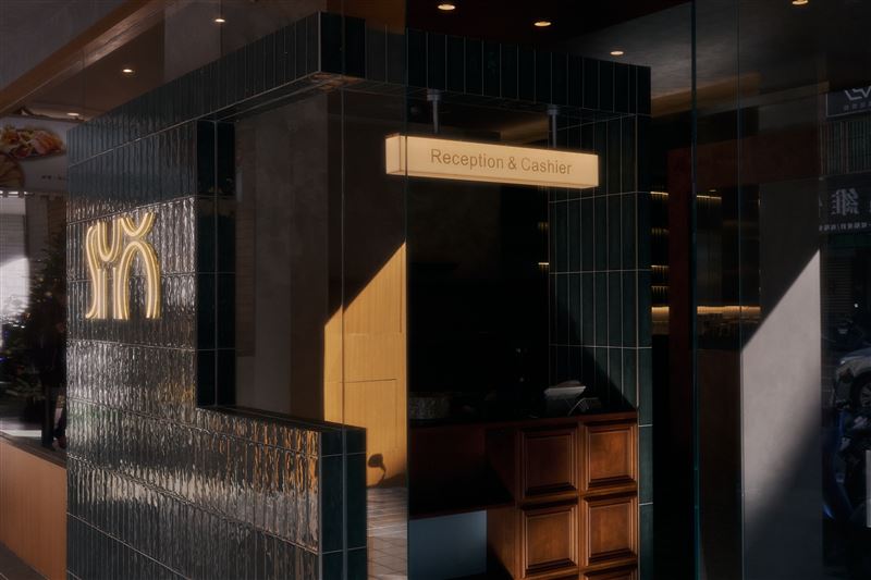 以平價大利麵「HUN 混」打響名號的尊鴻餐飲集團，推出全新品牌「所 SUO」。(圖／尊鴻餐飲集團提供）