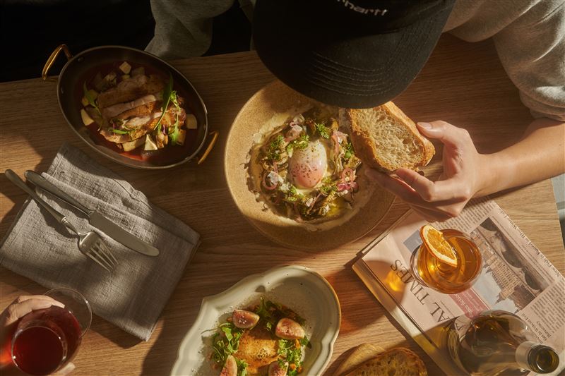 「所 SUO」將花雕酒、烏魚子、脆皮五花豬等經典台味揉合進義式料理。(圖／尊鴻餐飲集團提供）