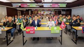 高雄市長參選人賴瑞隆召開「行動代號：百工百業顧電話 團結高雄挺瑞隆」記者會。 