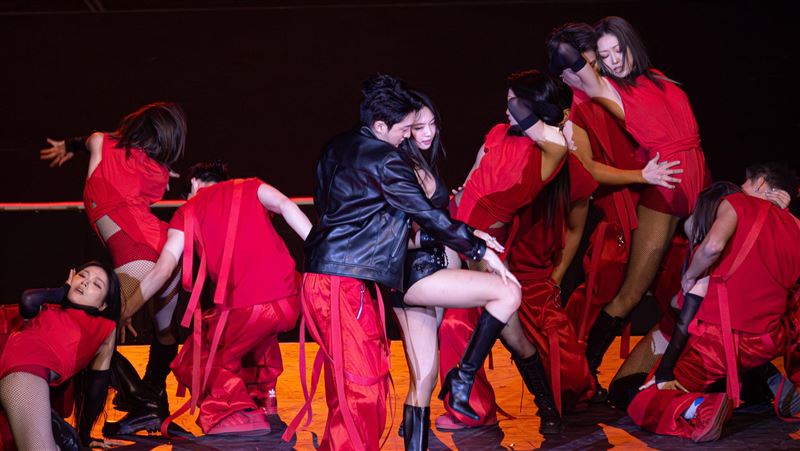 Jennie唱一半被抬走　3.3萬粉反應曝光