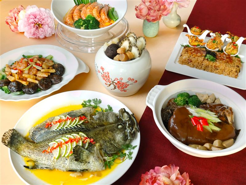 26道菜6人份年菜外帶組合。（圖／台中日月千禧提供）