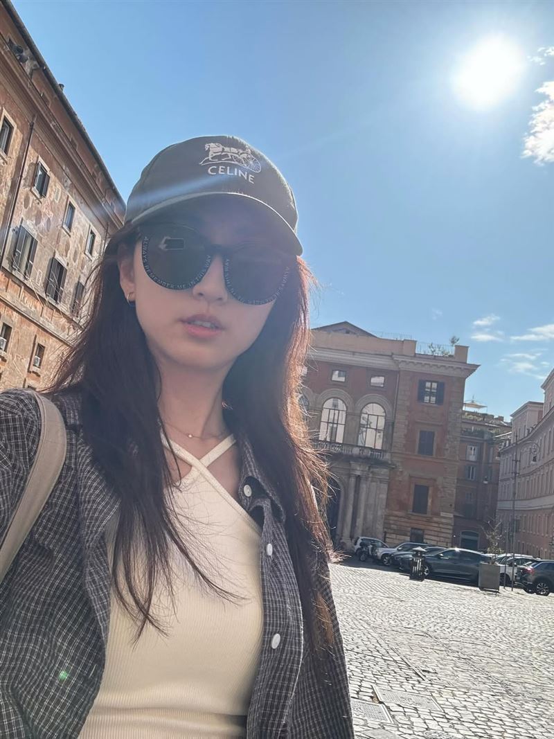 柯佳嬿生日當天選擇沒去小巨蛋支持Energy坤達。（圖／翻攝自IG @alicekochiayen）