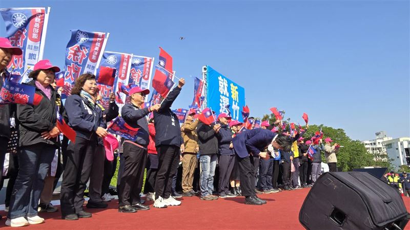 徐欣瑩辦萬人誓師造勢！藍委跨縣市力挺