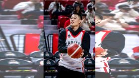 味全龍投手曹祐齊出席職籃活動。（圖／台北台新戰神提供） 