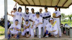 董事長樂團鈞董。台語短影集《閃帥棒球隊》。（圖／大吉祥整合行銷提供）