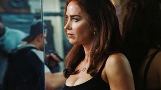 女星狂練皮拉提斯變辣妹　當巨石強森女友