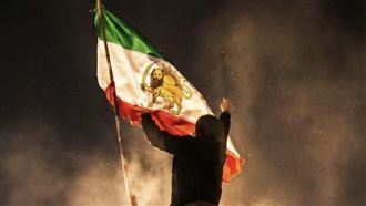 伊朗示威危及政權　近年政府垮台有前例