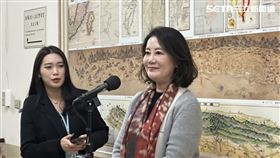 吳思瑤地圖區受訪回應時事。（圖／記者詹宜庭攝影）
