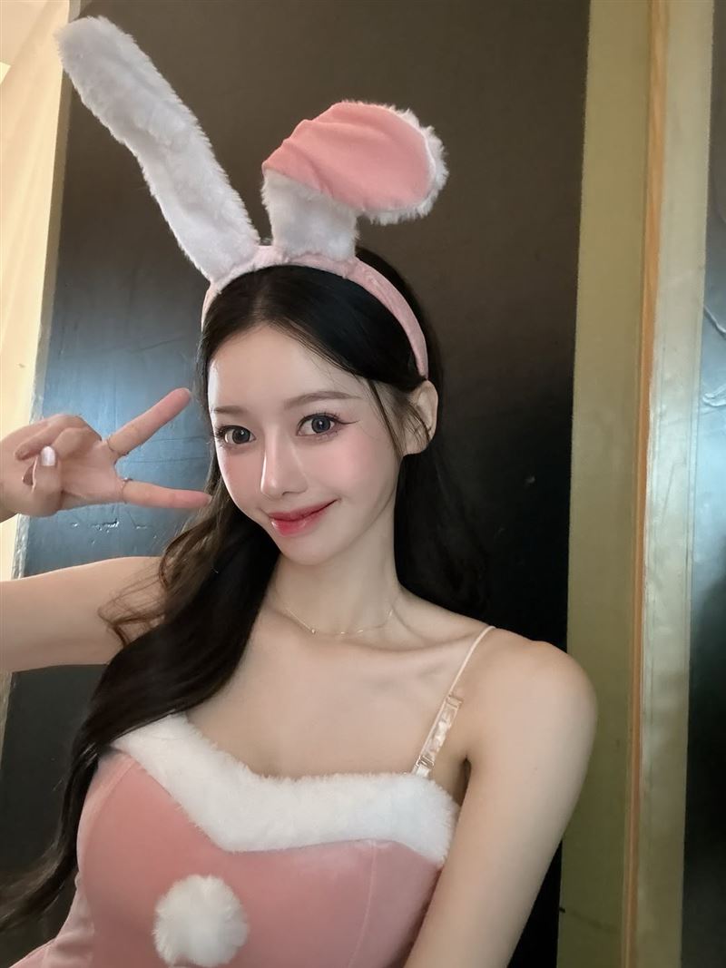 李雅英來台發展後人氣爆棚。（圖／翻攝自李雅英IG）