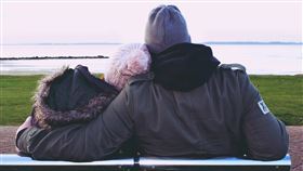 到了冬天就特別想談戀愛，似乎有跡可循。（圖／翻攝自Pixabay）