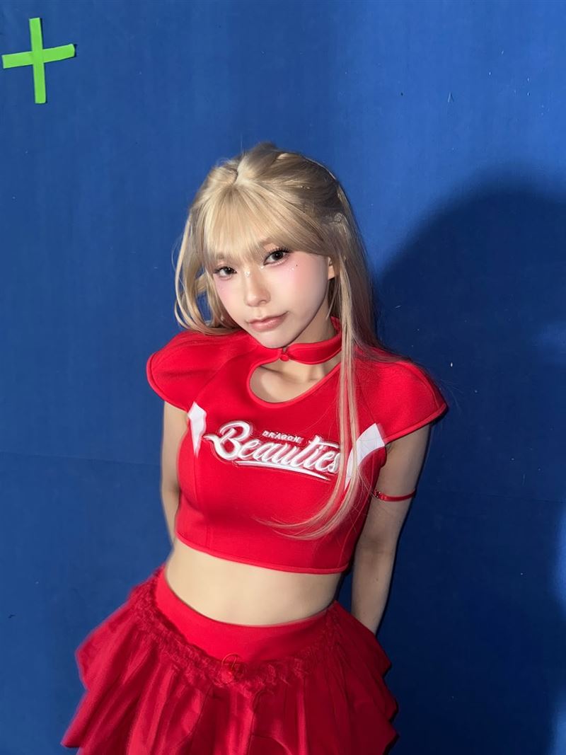 李芷霖（霖霖）去年捲入桃色風波。（圖／翻攝自李芷霖IG）