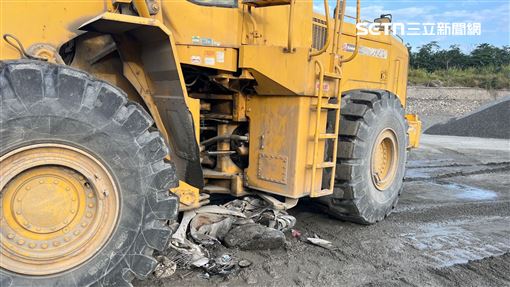 死者身分曝！翁遭重機具輾過…魂斷砂石場