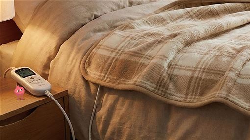 不要的電毯「垃圾or回收」？亂丟恐罰6000