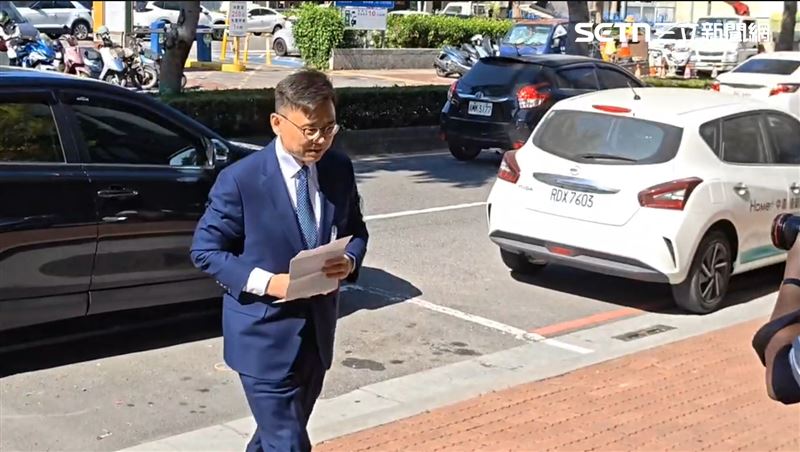 賴瑞隆將代表民進黨參選高雄市長。(圖/翻攝畫面)