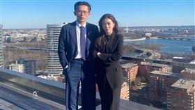 林子宇透露，已在芝加哥等待轉機要回台灣了！這次省住宿、連進去家「餐廳」吃飯都沒時間，只為抓緊時間精準拜會各單位。（圖／翻攝自林子宇臉書）