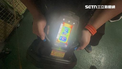 春節掃蕩！海巡犬+X光機　揪出中國毒菸油