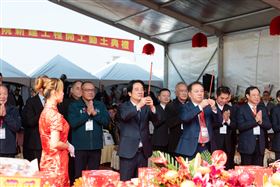 賴清德總統今（13）日出席「大千醫療社團法人竹南醫院新建工程開工動土典禮」。（圖／總統府提供）