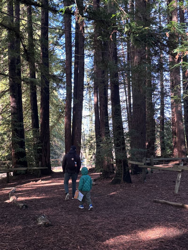 林可彤透露日前去爬山時，小兒子不慎跌倒流血。（圖／翻攝自林可彤 Hope Lin 臉書）