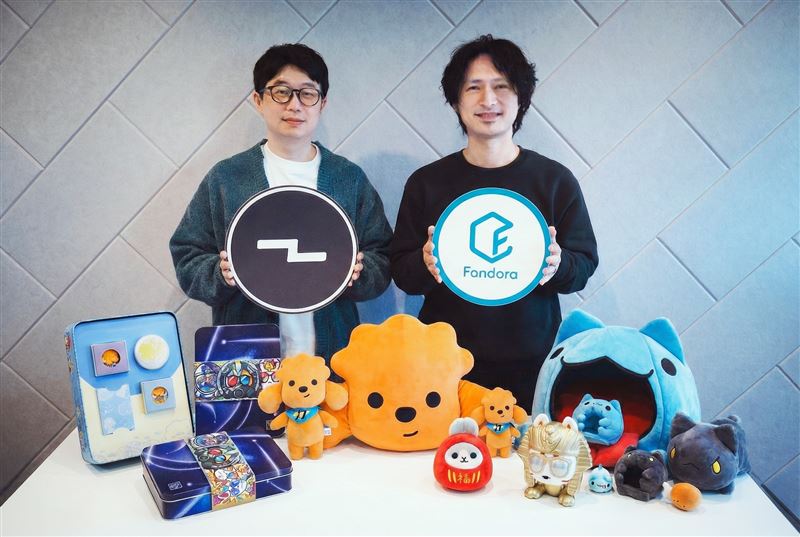 嘖嘖群眾集資平台宣布併購 Fandora Shop（左嘖嘖共同創辦人徐震、右 Fandora 共同創辦人陳勁宇）。（圖／品牌業者提供）