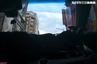 決戰時刻「幽靈」現蹤　女上街頭試裝慘了