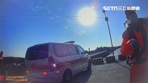 高雄浮屍漂港區…死者隨浪拍打額頭有擦傷