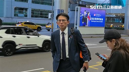 黃國昌赴美返國…先回家做1事再開記者會