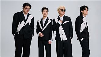 冰球樂團首唱北流　台上「搬出法拉利」