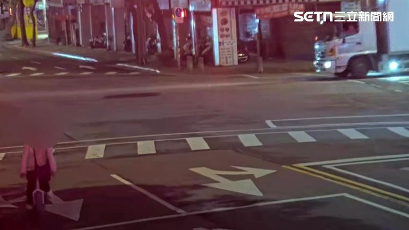 專偷物流司機錢包 他還盜刷狂買香煙洋酒