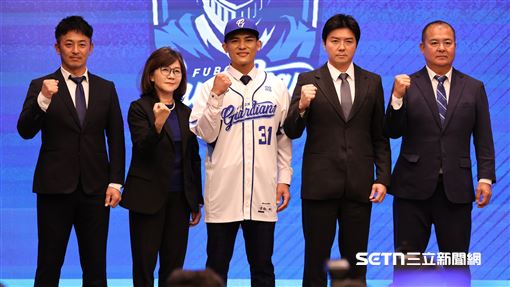 後藤光尊逗趣亮相　林威助：我也會開玩笑